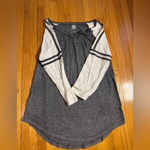 SO Juniors Small Black & White Relaxed Fit 3/4 Sleeve Top